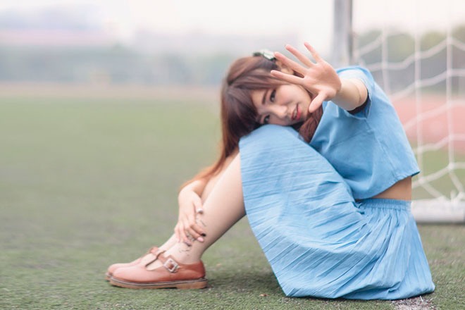 白领夜宵加班易伤胃？规律三餐少熬夜，戒暴