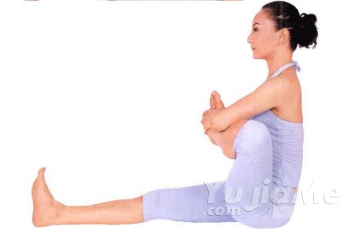 坐姿拉腿呼吸康复体式:缓解支气管扩张,预防支气管炎,清肺养神,改善腿部循环塑形强背(图2) 单腿绕头式2