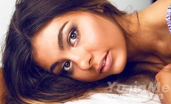 4个瑜伽体式拥有美丽肌肤(图1)