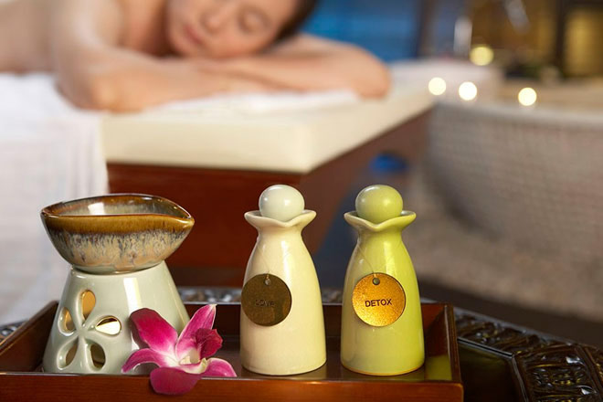 胸大肌紧张致肩痛与腕关节炎症的瑜伽理疗方法