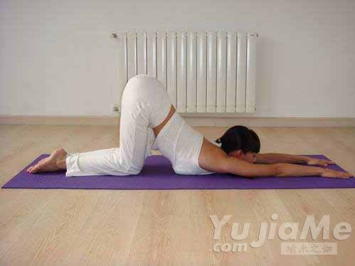 瑜伽如何解决心理问题，从身体姿势看情感困境与疗愈方法(图2)