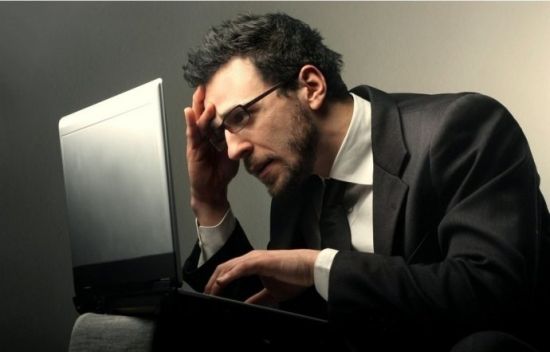 办公室瑜伽缓解疲劳，一分钟动作提升工作效率