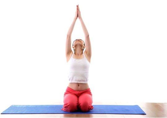 雾霾天气如何清肺护肺，三组瑜伽动作助你呼吸更健康