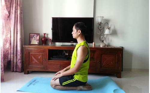 瑜伽洁净术三步详解：鼻腔喉咙腹腔清洁与鼓荡呼吸法(图1)