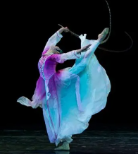 中国古典舞的基本舞姿(图1)