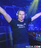 从荷兰DJ到格莱美奖得主：电子音乐传奇的崛起之路(图1)