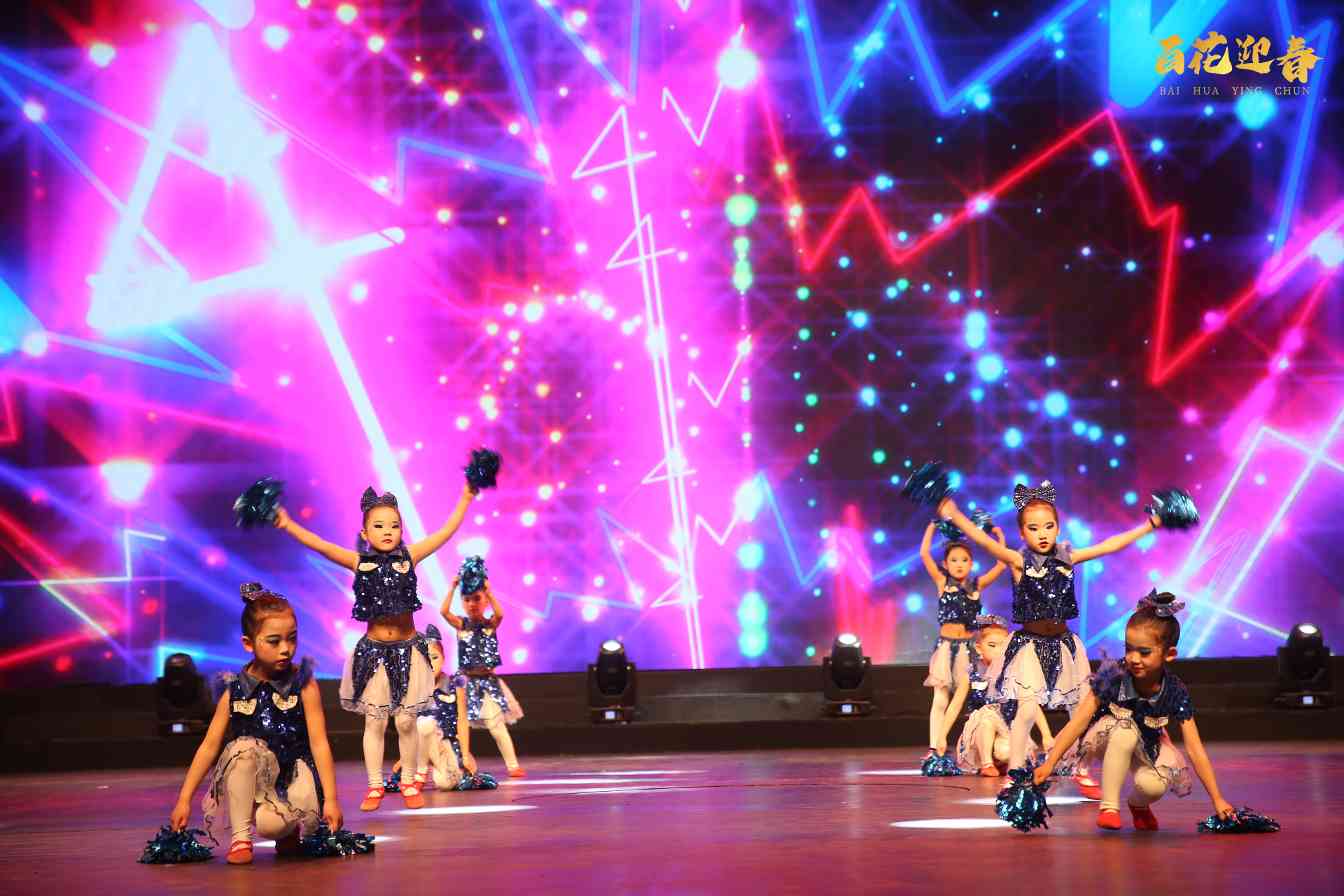 新春文艺晚会录制圆满成功，百花迎春绽放艺术风采(图10)