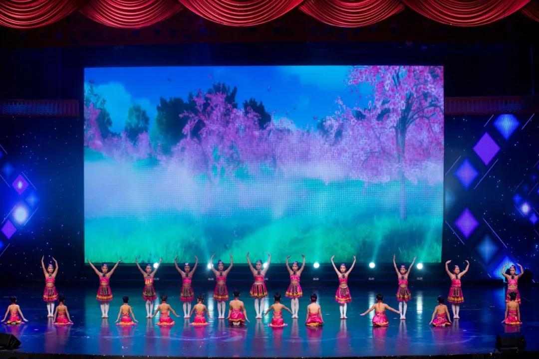 少儿新春文艺晚会启动,素质教育成果展示平台助力青少年成长(图16) 少儿新春文艺晚会启动,素质教育成果展示平台助力青少年成长(图16)