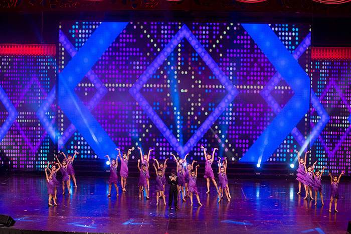 新春文艺晚会展现青少年艺术风采，推动校园文化繁荣发展(图33)