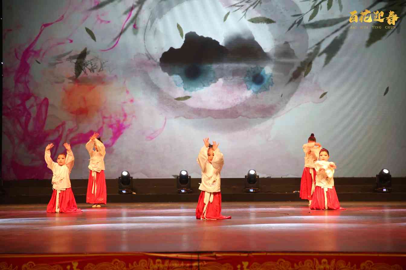 新春文艺晚会录制圆满成功，百花迎春绽放艺术风采(图6)